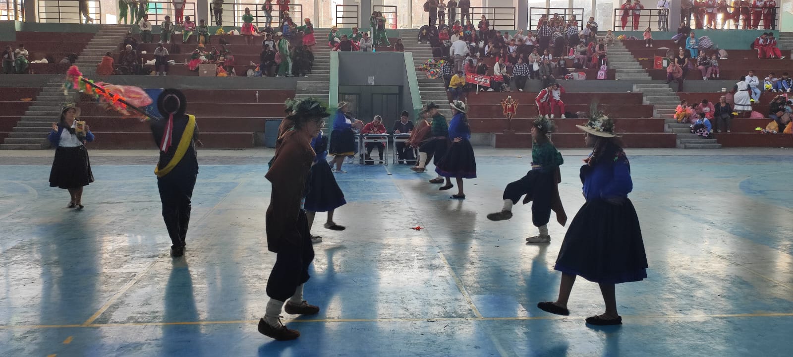 La marinera conquista los Juegos Florales Universitarios 2025